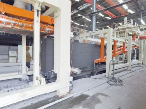 Porenbeton-Schneidemaschine